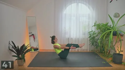 Boat hold demonstration with bodyweight