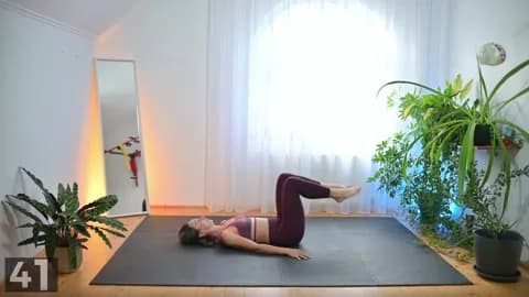 Reverse crunch demonstration with bodyweight