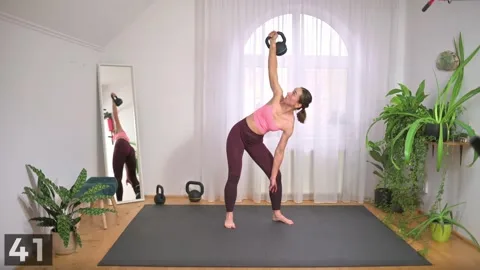 Windmill demonstration with one kettlebell